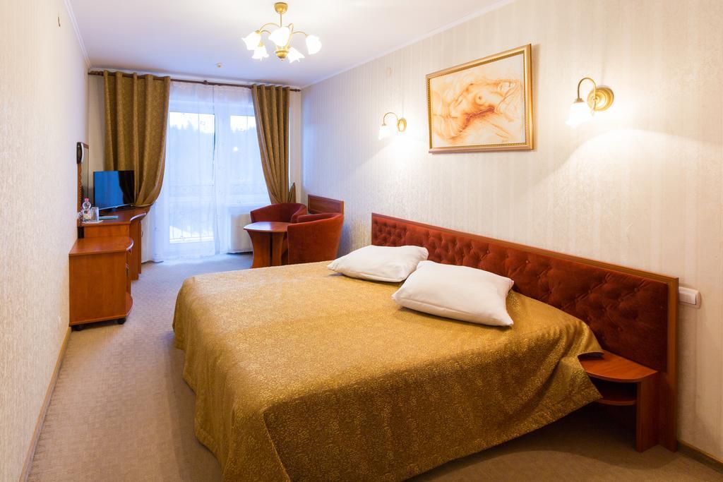 Stanislavsky Hotel Group Яремче Екстериор снимка