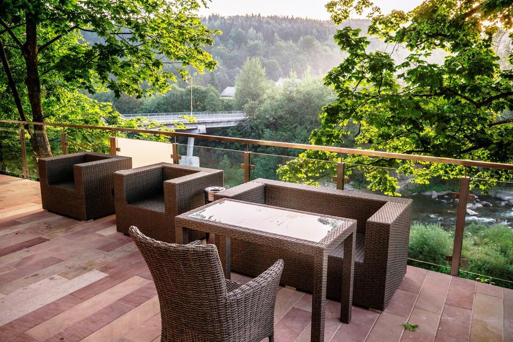 Stanislavsky Hotel Group Яремче Екстериор снимка